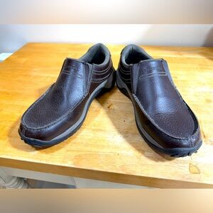 Merrell men’s size 10. Casual hikers brown leather.